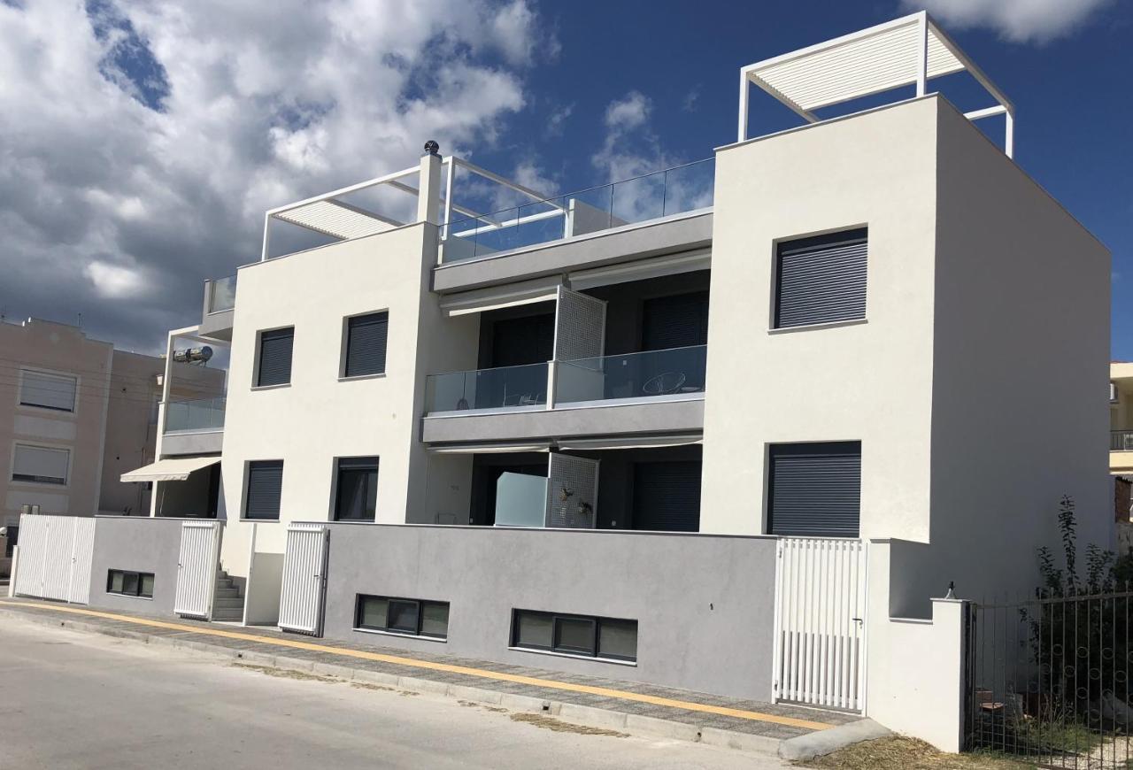 Thalassa Apartment Néa Péramos Exterior foto